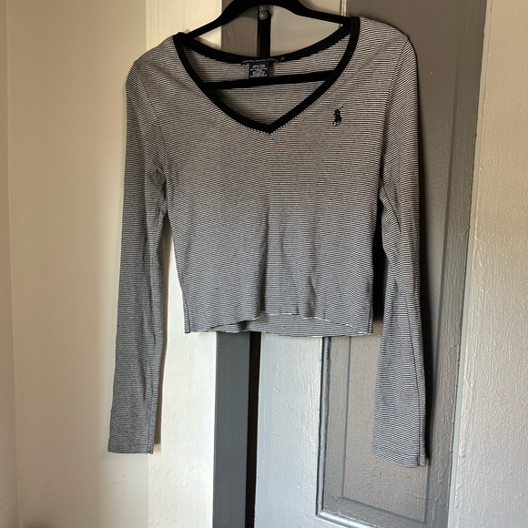 Ralph Lauren Tops - Ralph Lauren Gray and Black Crop Fitted Blouse